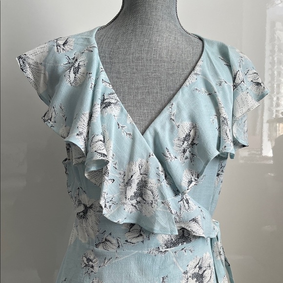 Free People NWOT Floral Ruffle Midi Wrap Dress in Light Blue and White, Size L - Picture 4 of 15